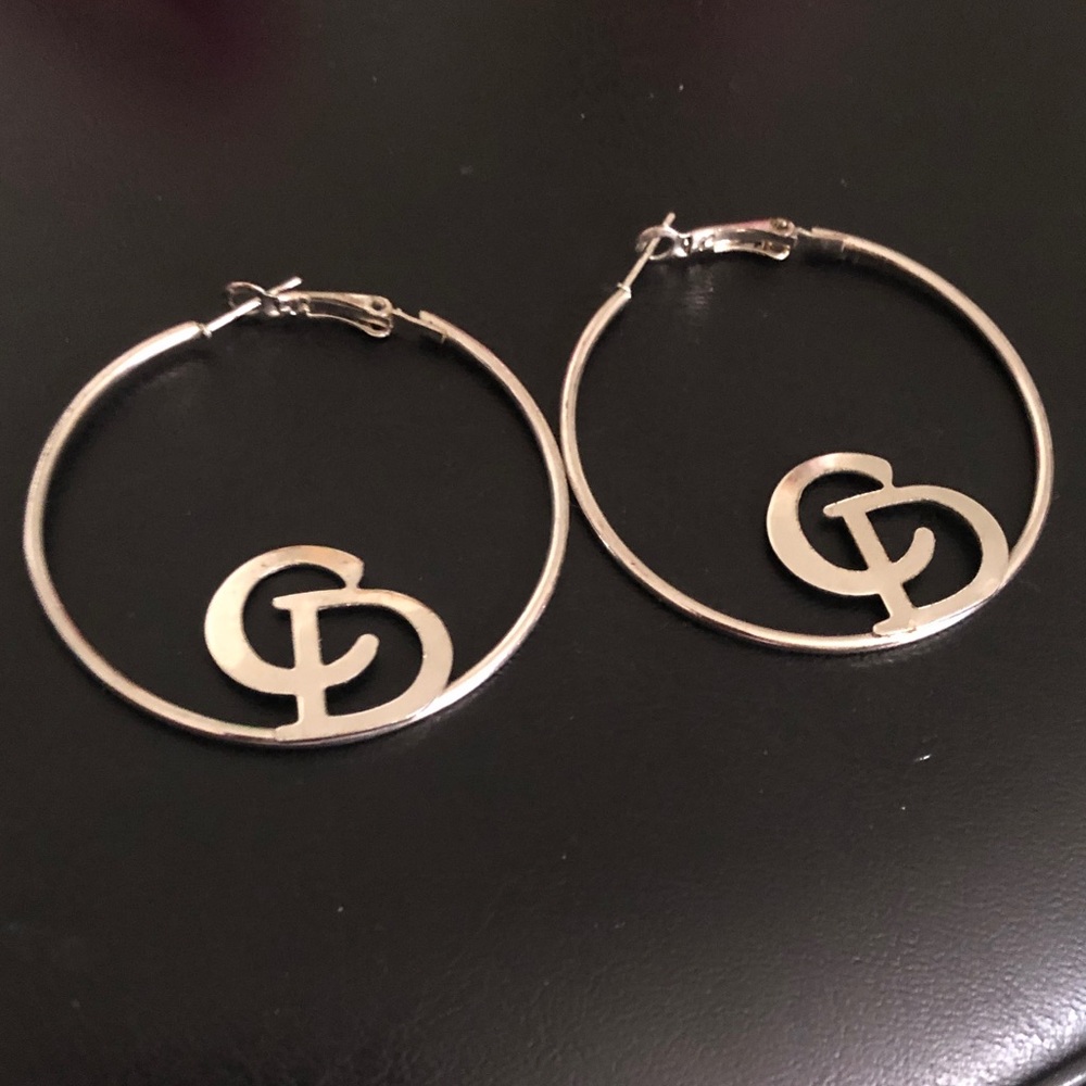 Fashion Jewelry Silver Hoop Earrings